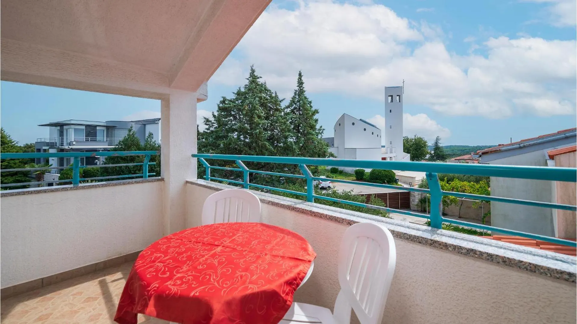 3 Bedroom Amazing Apartment In Pjescana Uvala