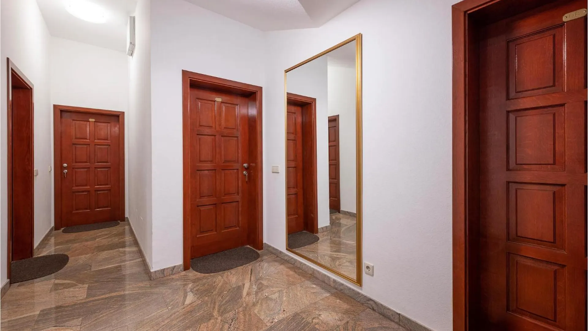 3 Bedroom Amazing Apartment In Pjescana Uvala